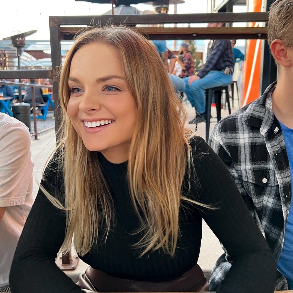 Meet your Posher, Hannah